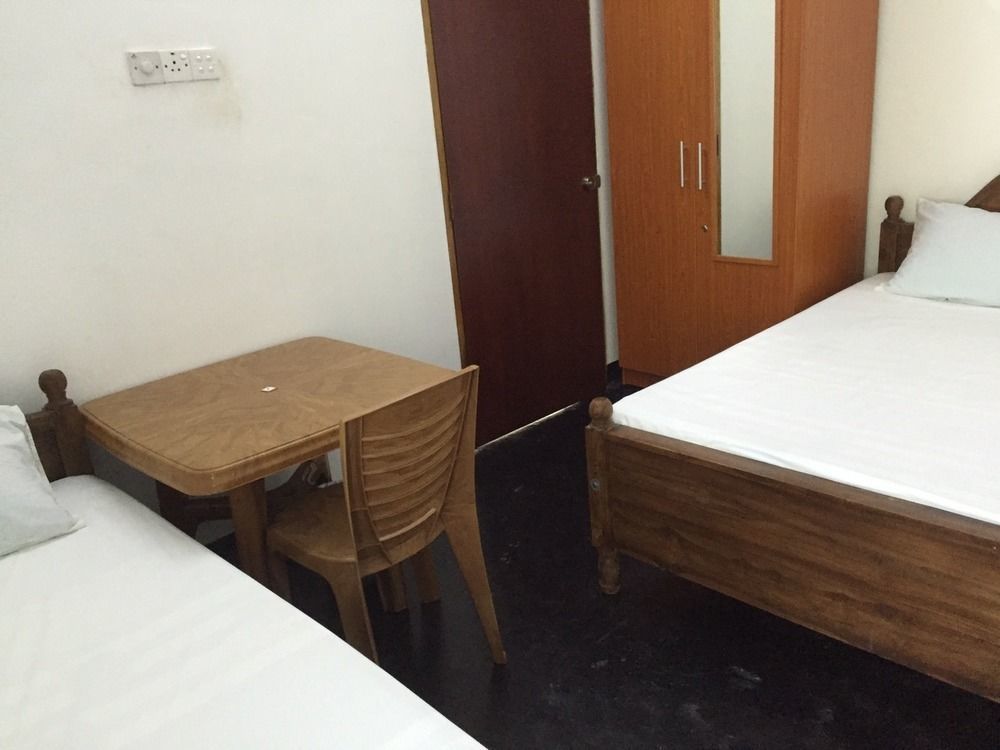 Yaarl Holiday Inn 자프나 외부 사진